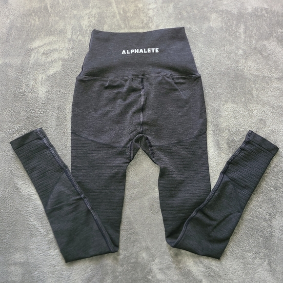 Alphalete Leggings - Picture 1 of 13
